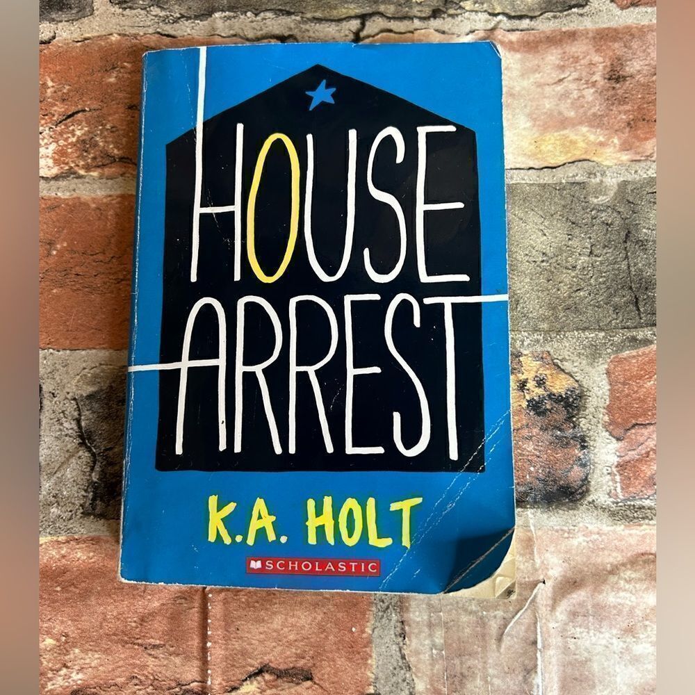 5 for $25🔥House‎ Arrest by K.A. Holt (Paperback Book)